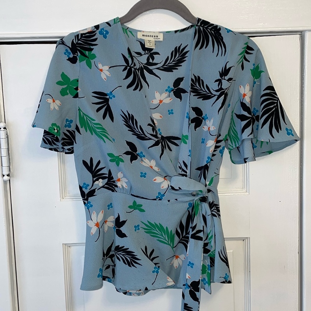 Wrap top